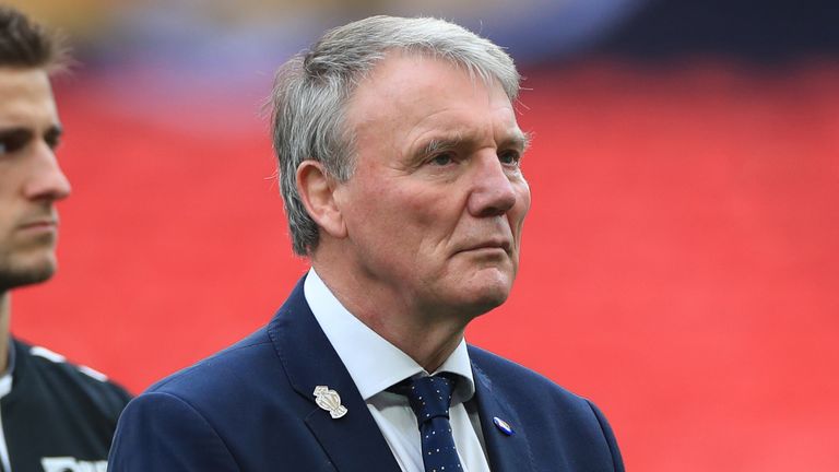 Leeds CEO, Gary Hetherington, has admitted that it has been difficult to determine the reasons behind the team's sluggish star