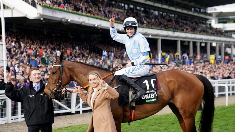 Rachel Blackmore and Honeysuckle pose for the cameras after winning the 2023 Hurdles at Cheltenham