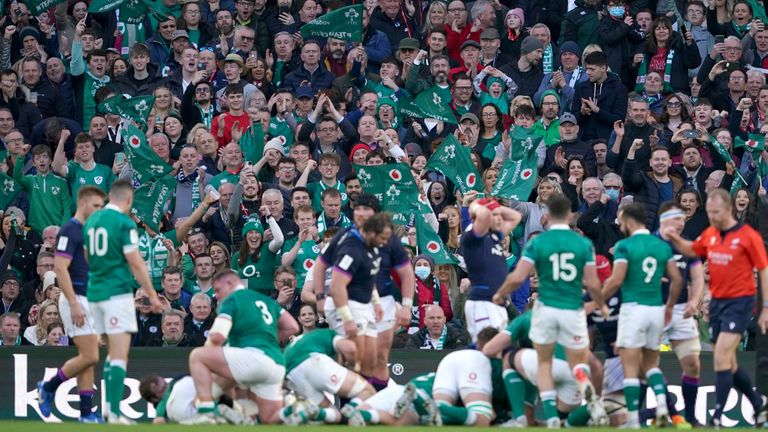 Irish fans had their first successful Dublin tournament since 2004 at Ireland's Triple Crown on Old Lansdowne Road. 