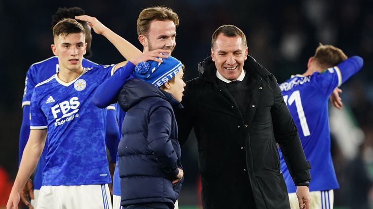 Brendan Rodgers celebrates his team's 4th consecutive win in all competitions against Rain