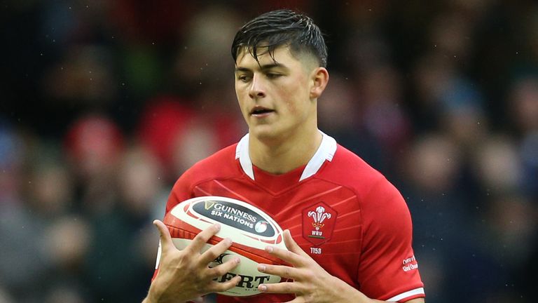 Louis Rhys Zammit has been left out of Wales' squad for the trip to London