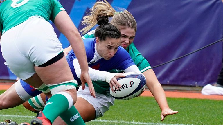Laure Sansus went in every run as France beat Ireland