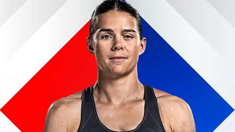 Savannah Marshall defeats Mickey Hermans