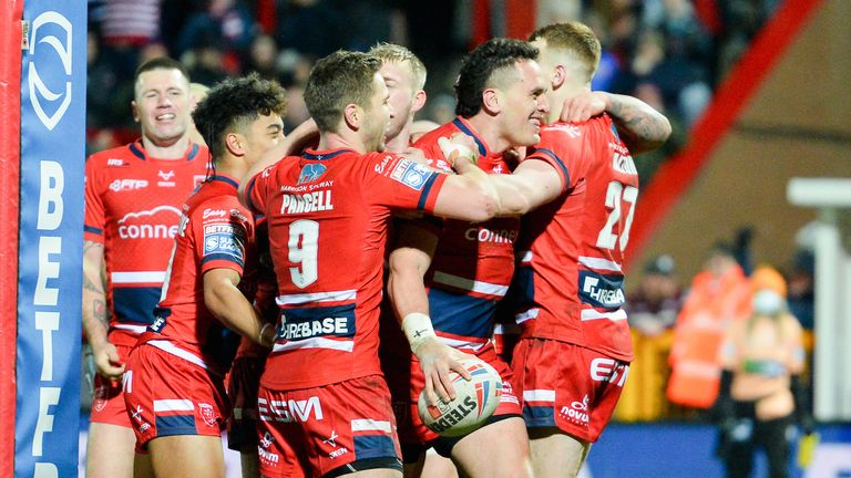 Highlights of the Premier League match between Hull KR and Castleford Tigers.